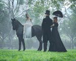 hanged-maids-tale-001.jpg