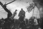 Maria_Kislyak_hanging_1.jpg
